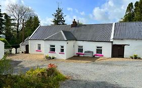 Corderry Farmhouse, Idyllic Cottage Amid 250 Acres
