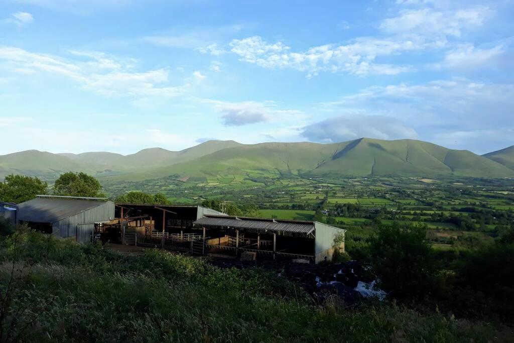 Corderry Farmhouse, Idyllic Cottage Amid 250 Acres Lisvernane Exterior photo
