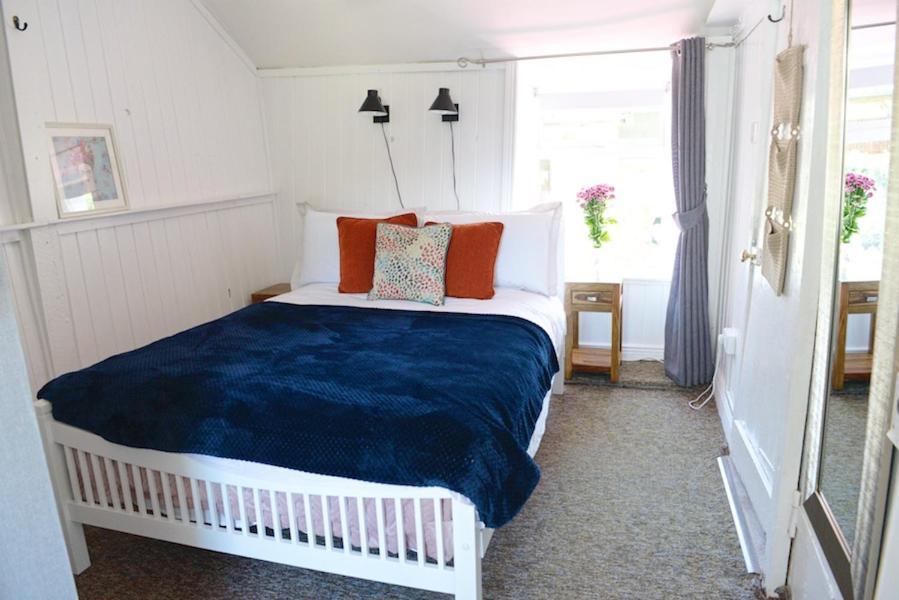 Corderry Farmhouse, Idyllic Cottage Amid 250 Acres Lisvernane Exterior photo