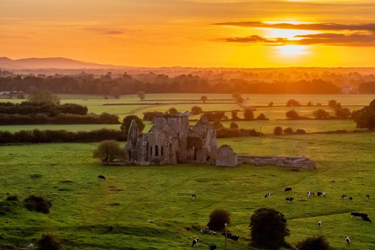 Corderry Farmhouse, Idyllic Cottage Amid 250 Acres Lisvernane Exterior photo